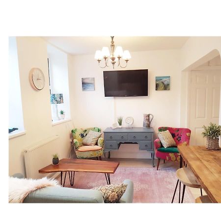 St Ives Apartment Private Parking With Garden 10 Minute Walk Into Town And Beach 外观 照片