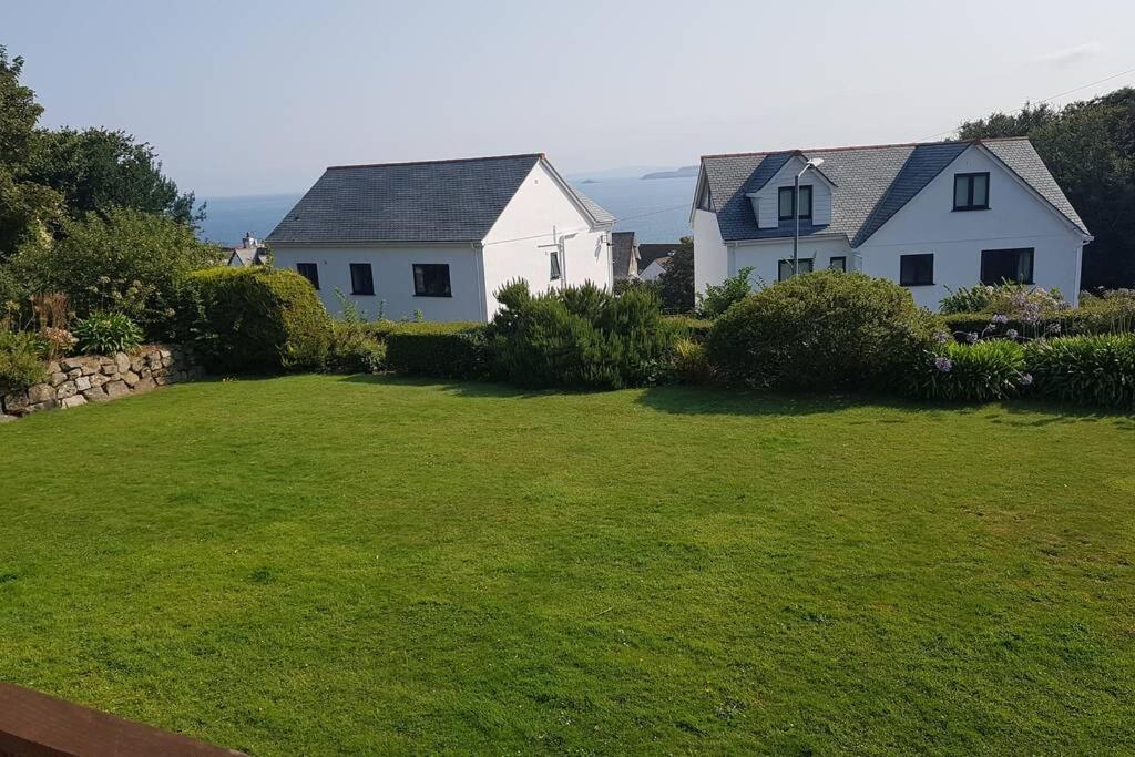 St Ives Apartment Private Parking With Garden 10 Minute Walk Into Town And Beach 外观 照片